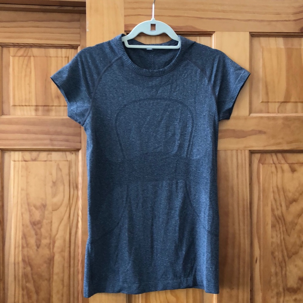 Lululemon Swiftly Tech short sleeve crew